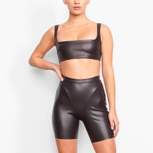 NWT SKIMS Faux Leather Bralette Soot 2X - Picture 1 of 9